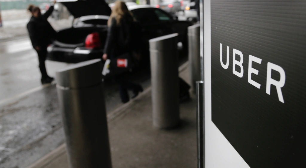 Plán nového šéfa Uberu: „Splatiť účty“ a vstup na burzu možno už v roku 2019