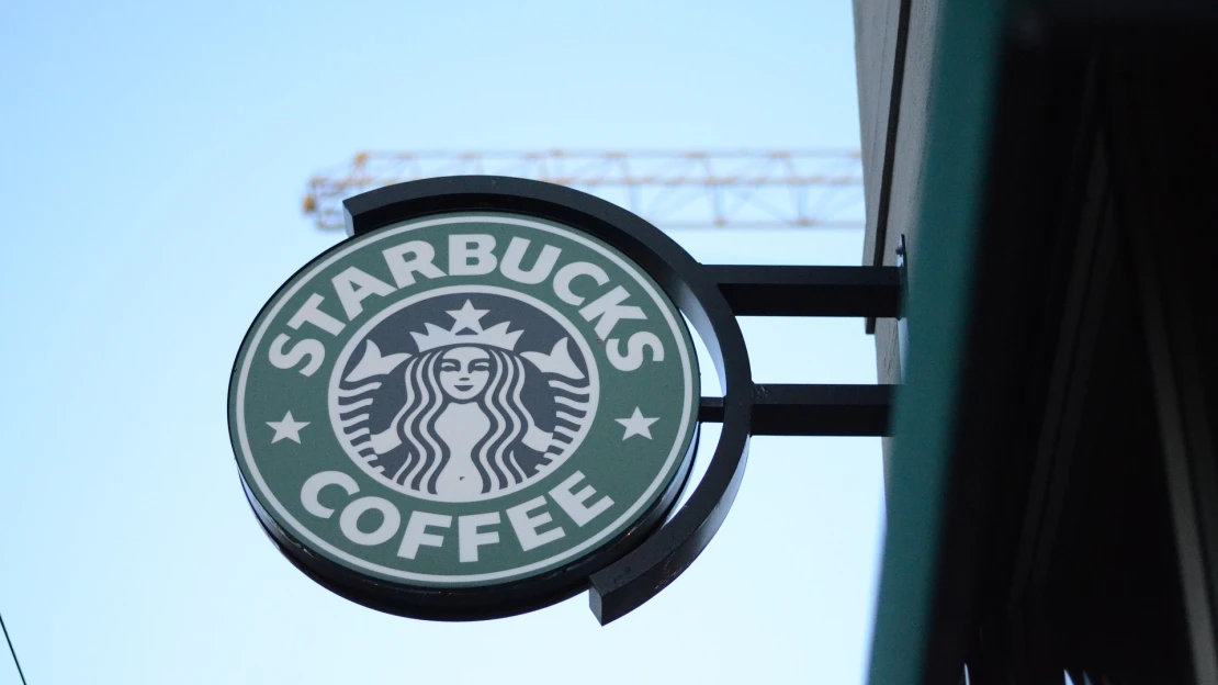 Starbucks oznámil rekordné výsledky. Prekonal očakávania Wall Streetu