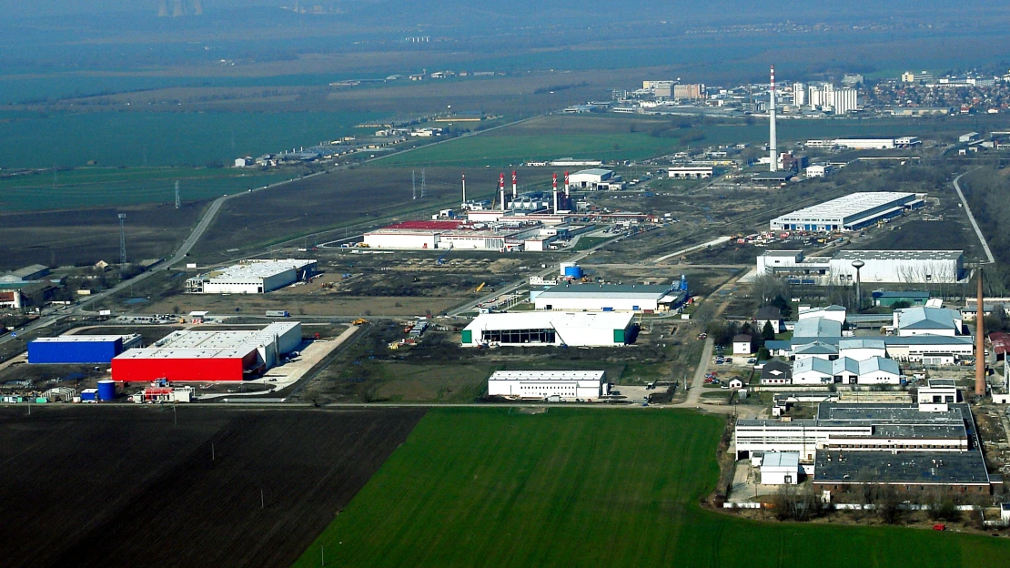 Priemyselná produkcia Slovenska v máji prehĺbila medziročný pokles na štyri percentá