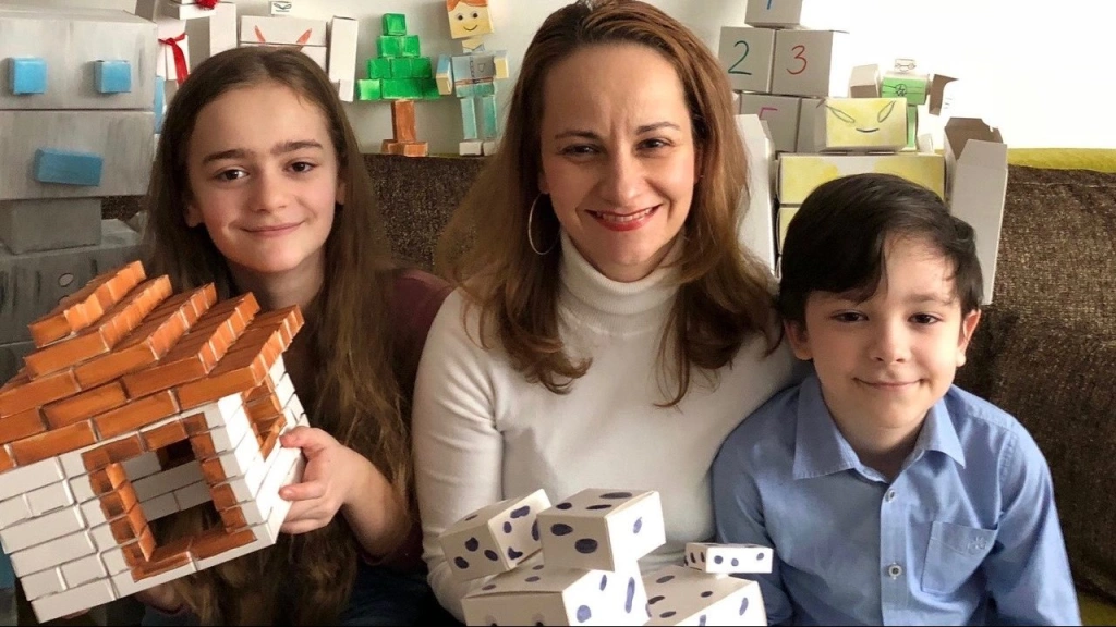 Mama superhrdinka vymyslela stavebnicu, aby deti odtrhla od smartfónov
