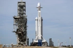 Falcon Heavy - najsilnejšia raketa súčasnosti. (AP Photo/Terry Renna)