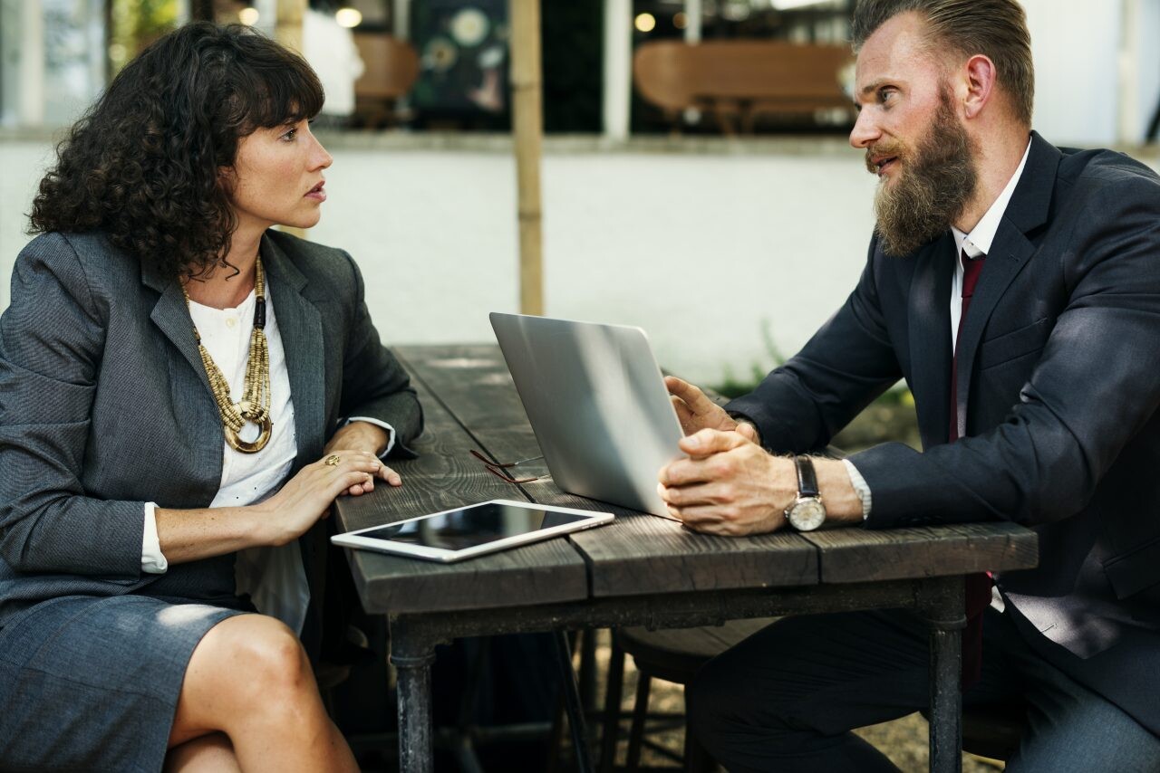 Ženy vraj majú o 48% vyššiu šancu na pohovor. Čo na to slovenskí HR experti?