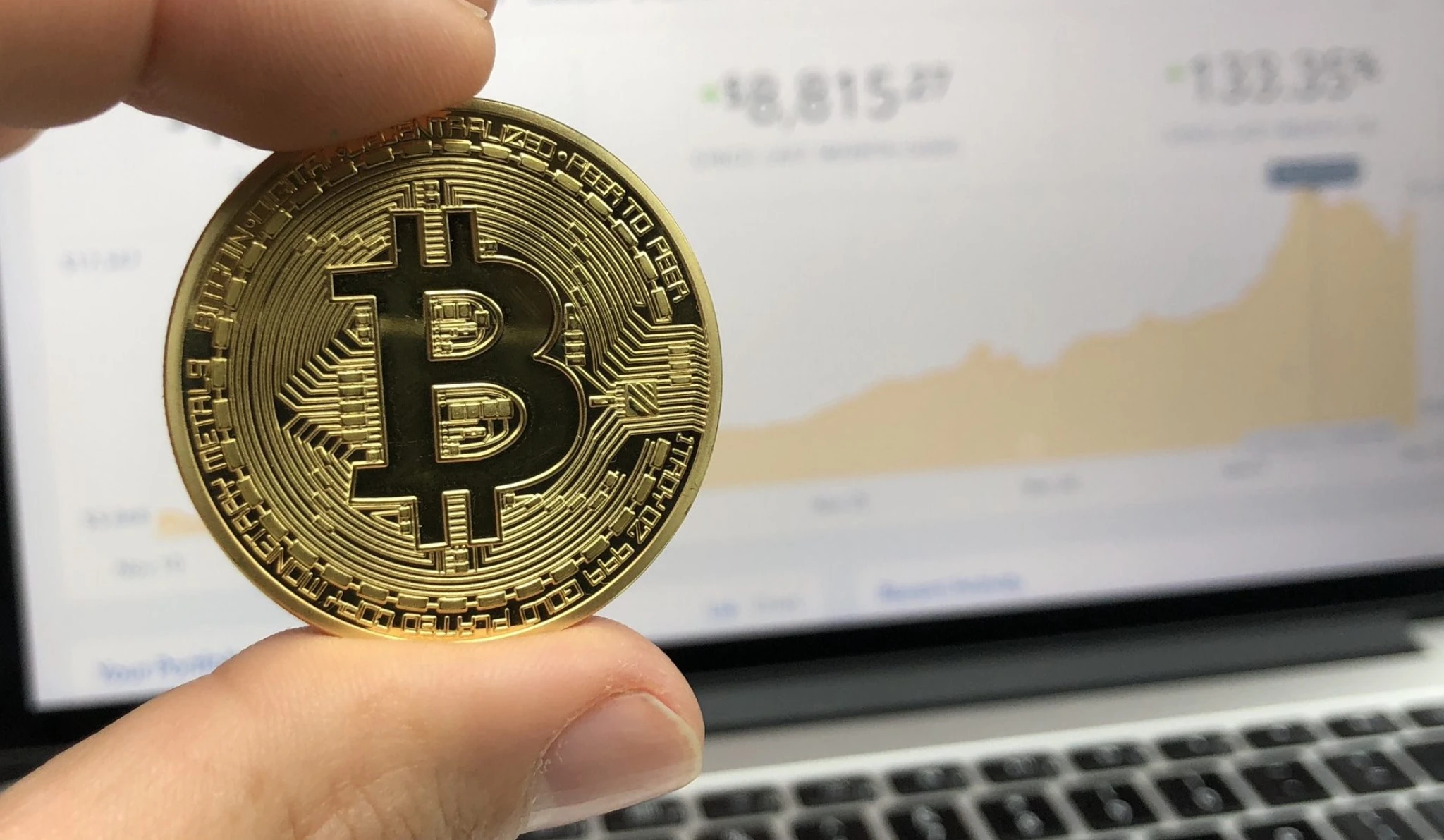 Oplatí sa investovať do bitcoinu? Najprv si položte tieto otázky - Forbes