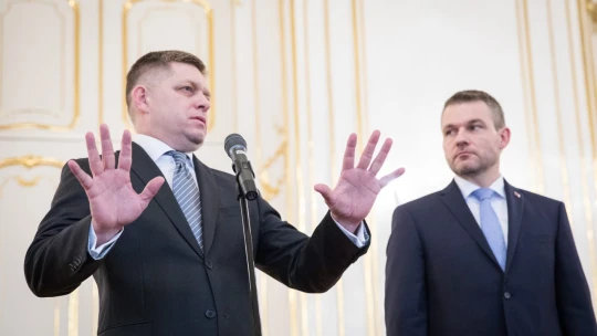 Smer predstavil kandidátov na ministerstvá. Fico trvá na nominácii Rudolfa Huliaka