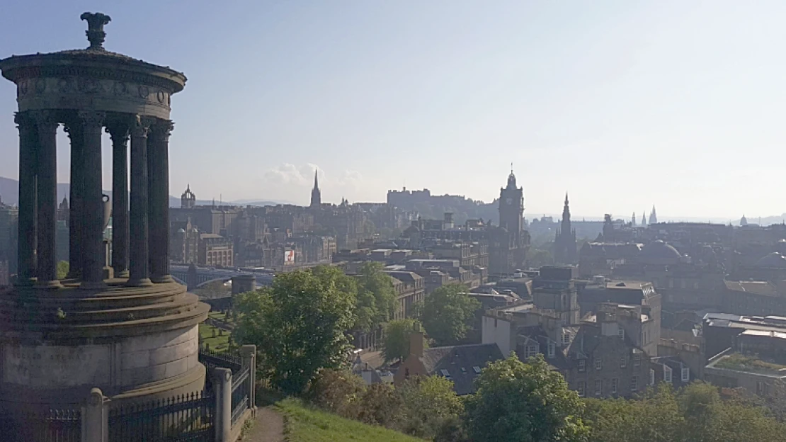 7 tipov na cesty. Edinburgh ponúka čarovné miesta a netradičné jedlá