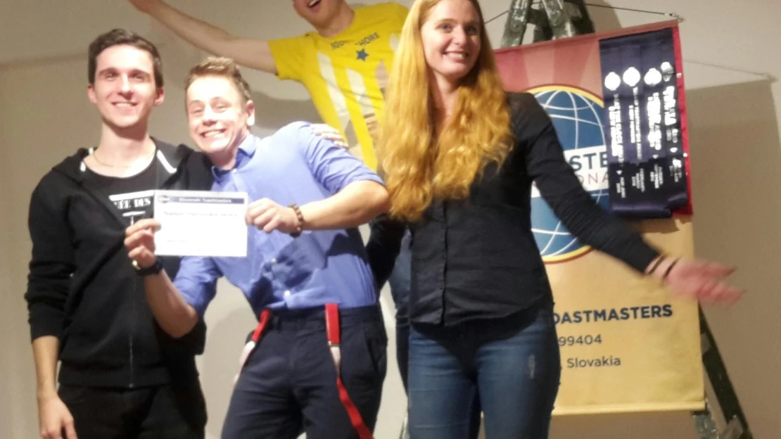 Radšej umrieť, ako rečniť pred ľuďmi. Šéfka Slovenských Toastmasters radí, čím skrotiť strach