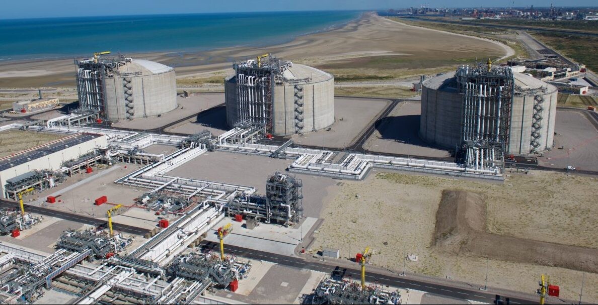 Ďalšia megainvestícia: slovenský fond dokončil kúpu časti francúzskeho LNG terminálu