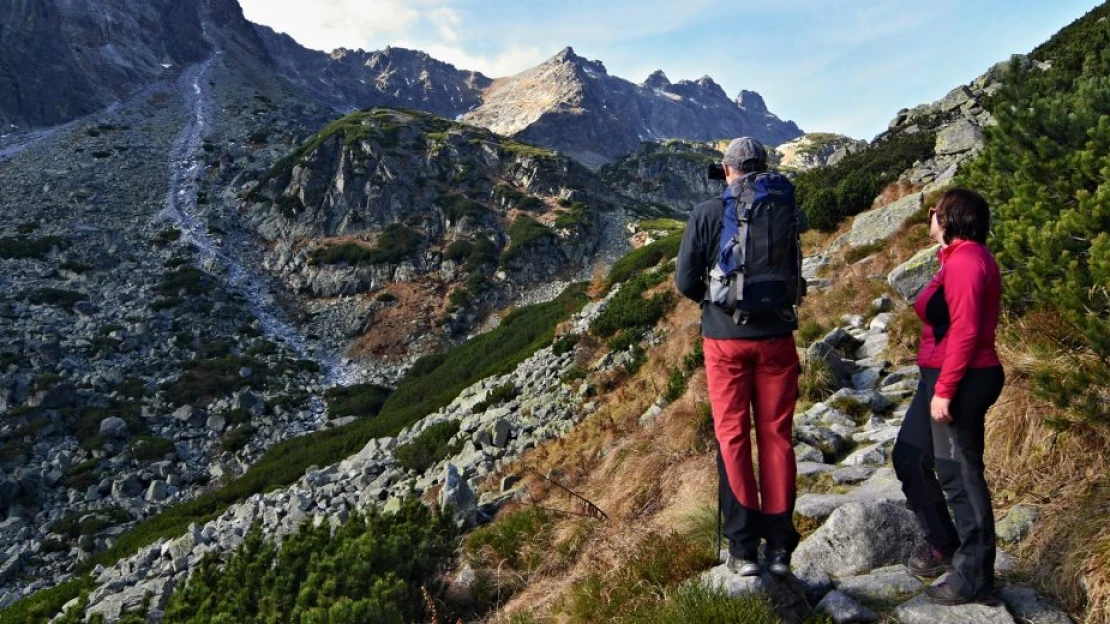 Ako zvládnuť náročnejšiu turistiku bez kondičky? Radí lektorka horolezectva Eva Rýzková