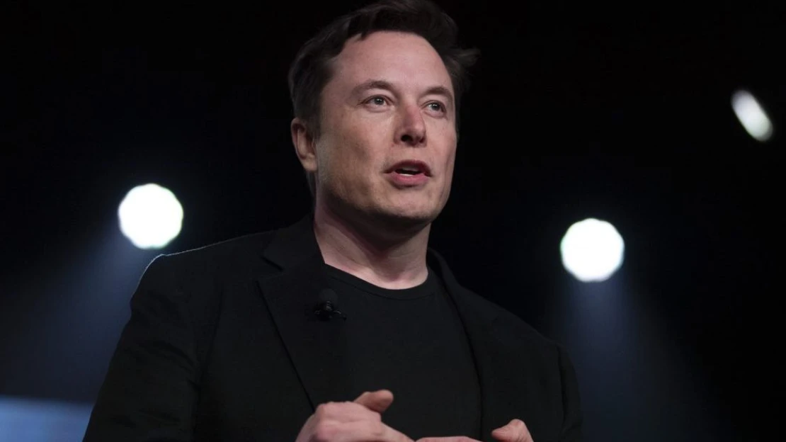 Musk žiada údaje o falošných účtoch, inak odstúpi od zmluvy s Twitterom