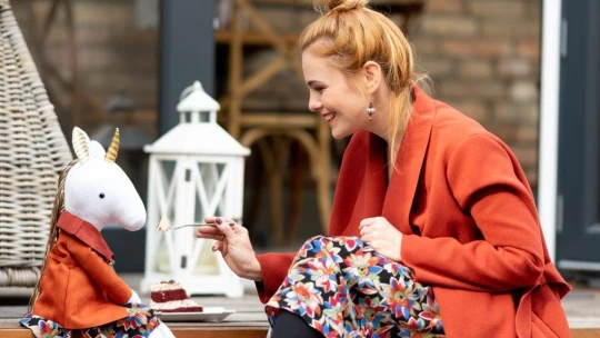 Labuť vankúšovitá, plameniak a fashion jednorožec. Vyrába ich mama troch detí v Love Colors