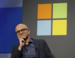 Satya Nadella Forbes rebríček najväčších inovátorov roku 2019 sa veľmi podobá tomu minuloročnému. Na prvom mieste tentokrát skončili dvaja americkí miliardári Jeff Bezos a Elon Musk.