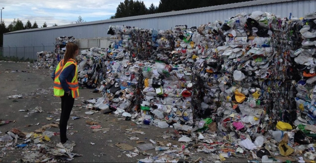 Keď recyklovanie plastov nestačí: Toto je 5-krokový sprievodca kompostovaním v byte