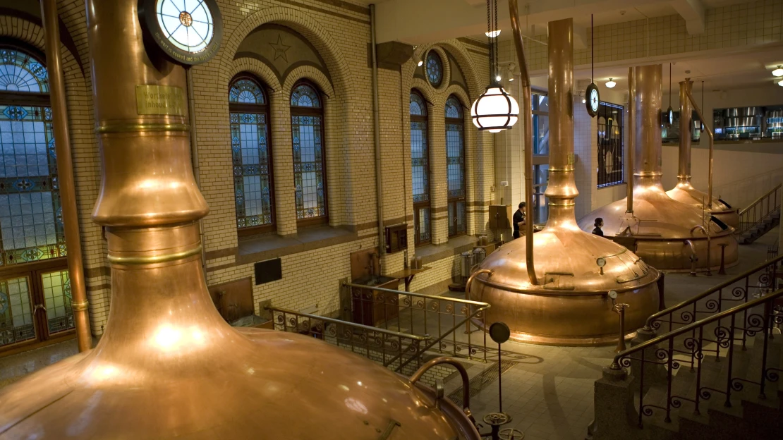 Druhý najväčší pivovar na svete oznámil pokles predaja piva