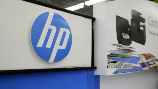 Výrobca počítačov HP plánuje prepustiť až 6-tisíc ľudí. Firma chce ušetriť približne jednu miliardu dolárov