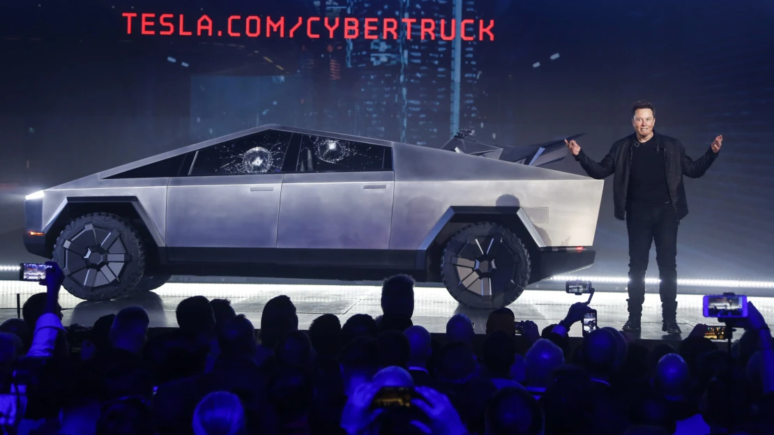 Musk predstavil nový Cybertruck od Tesly. Nie je to auto pre všetkých a má aj svoje muchy