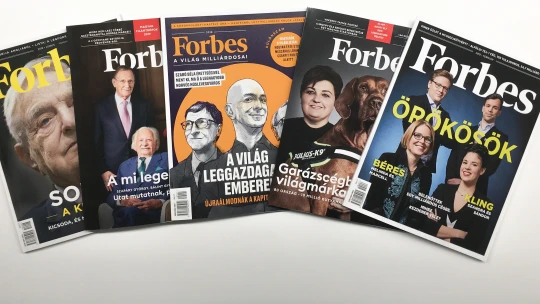 Súd nariadil stiahnutie časopisu Forbes Maďarsko zo stánkov, odvolal sa na ochranu podľa GDPR