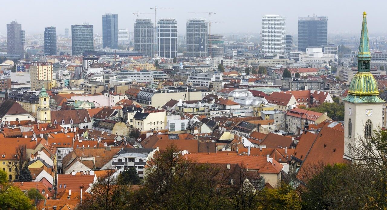 Slovensko sa začína zelenať. Naše domy nasledujú podľa prieskumu ekologické trendy