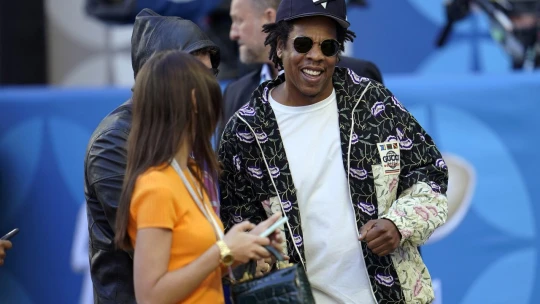 Prvý hiphopový miliardár Jay-Z ide v stopách Ashtona Kutchera. Má nový 85-miliónový fond