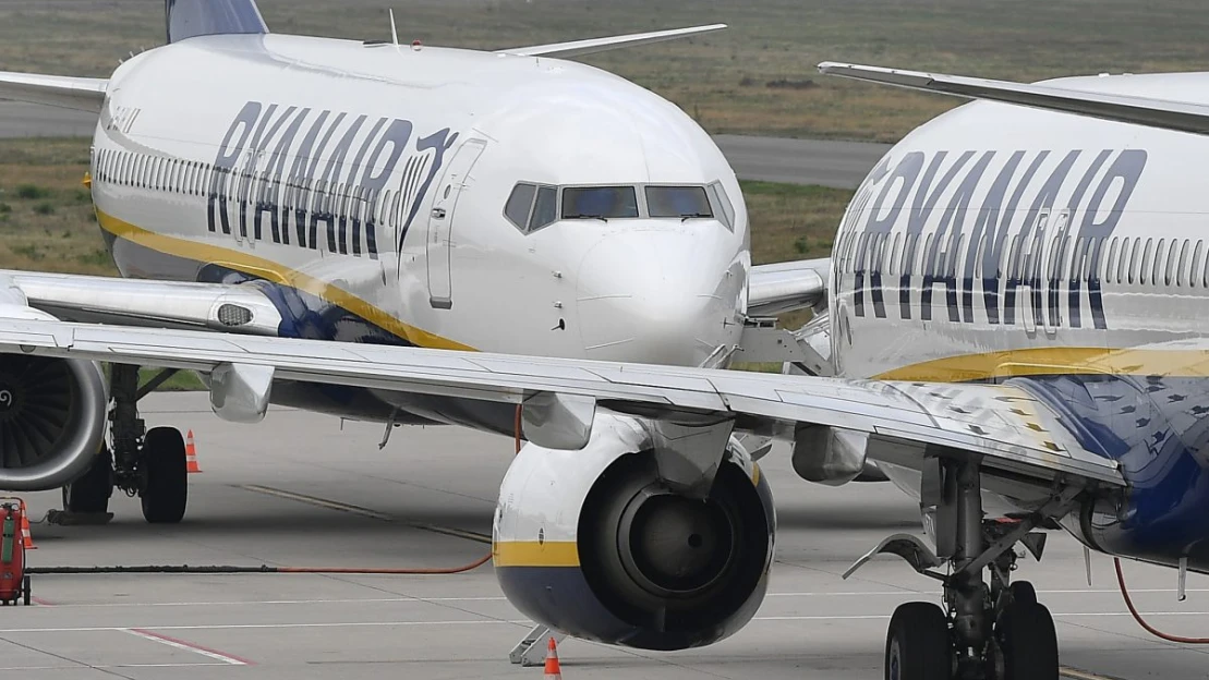 Ryanair výrazne obmedzí lety. V hangároch môžu zostať aj všetky jeho stroje