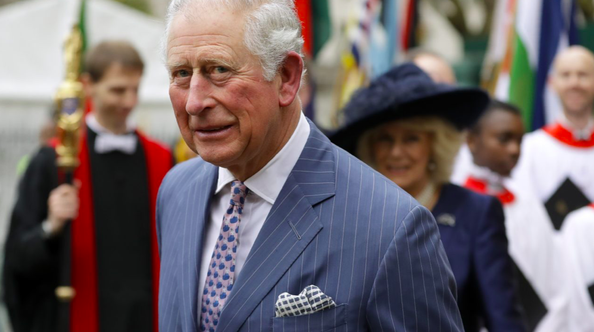 Princ Charles potvrdil, že ochorel na koronavírus. Budúci kráľ má 71 rokov