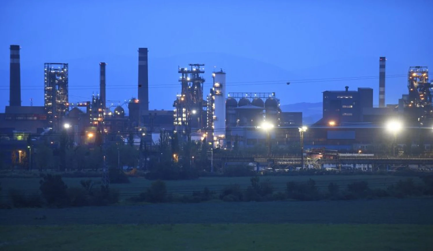 Košický U. S. Steel prišiel o milióny eur na zelenú transformáciu, osud huty je otvorený