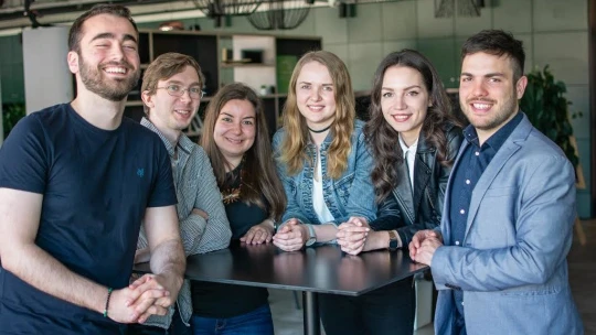 Online učenie má zelenú. Ako projekt Zmudri pomáha vzdelávať študentov (nielen) v čase korony