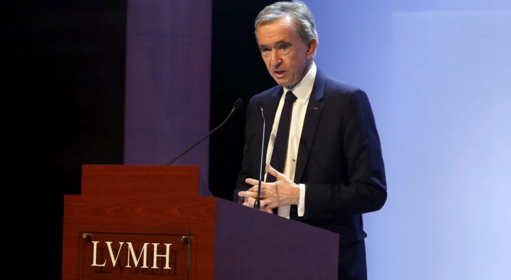 Najbohatším človekom sveta je znova Bernard Arnault. Muska predbehol o 1,5 miliardy dolárov