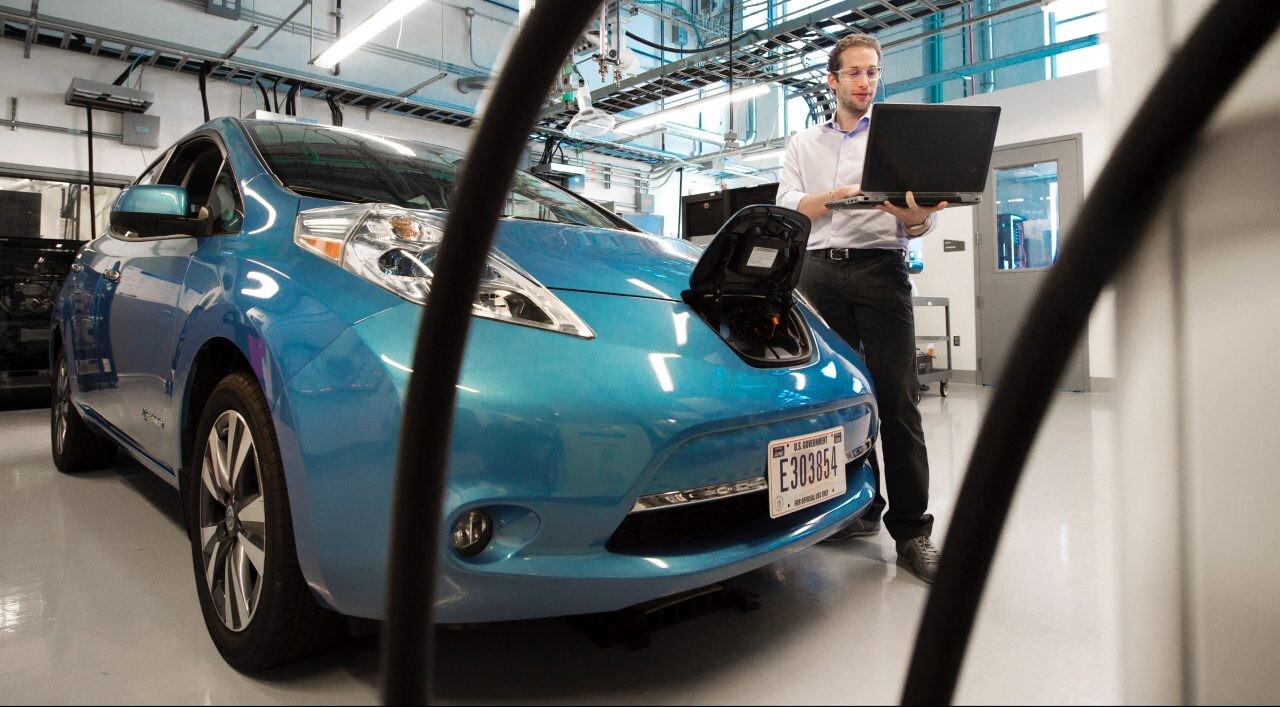 Slovenský výrobca batérií InoBat Auto získal milióny eur od indickej firmy Amara Raja