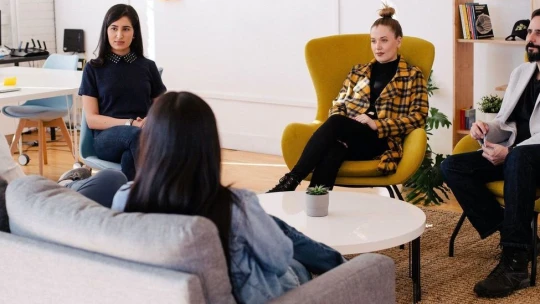 Ako sa vrátiť k vyštudovanému odboru alebo po 25 rokoch zmeniť kariéru? Čitateľom radia HR odborníci