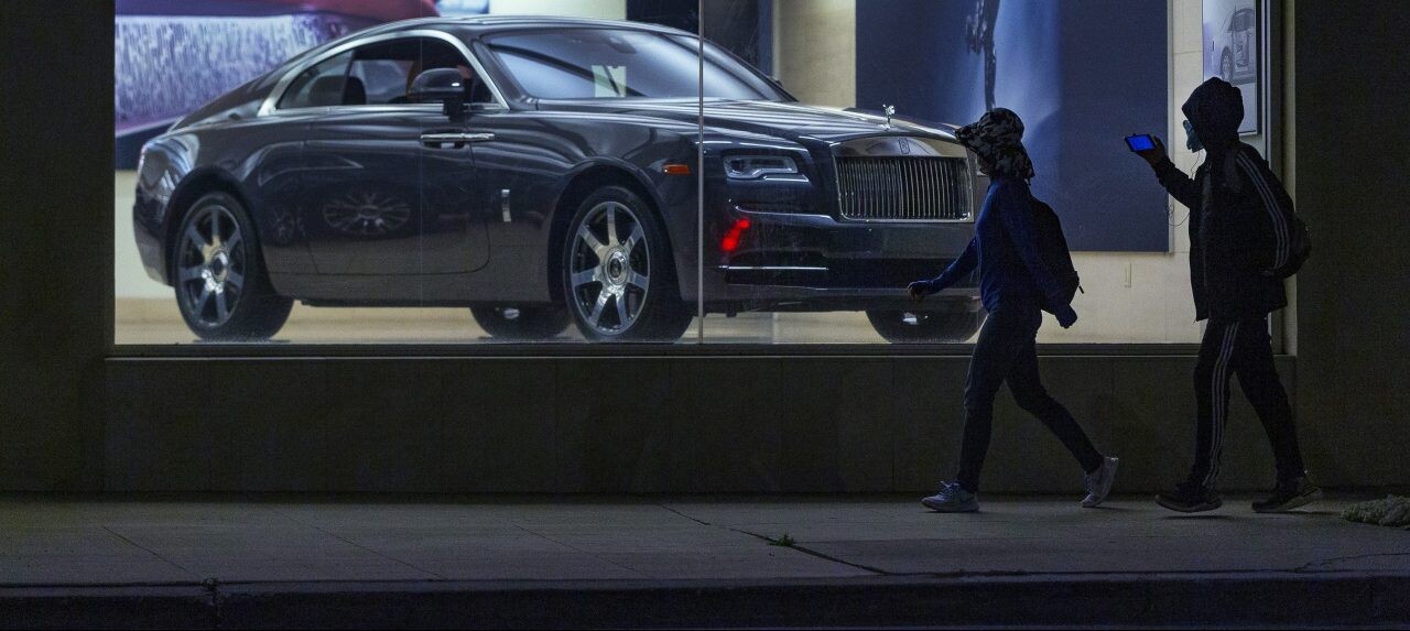 Luxus po novom: šéfdizajnér Rolls Royce hovorí o trende post-opulentnosti