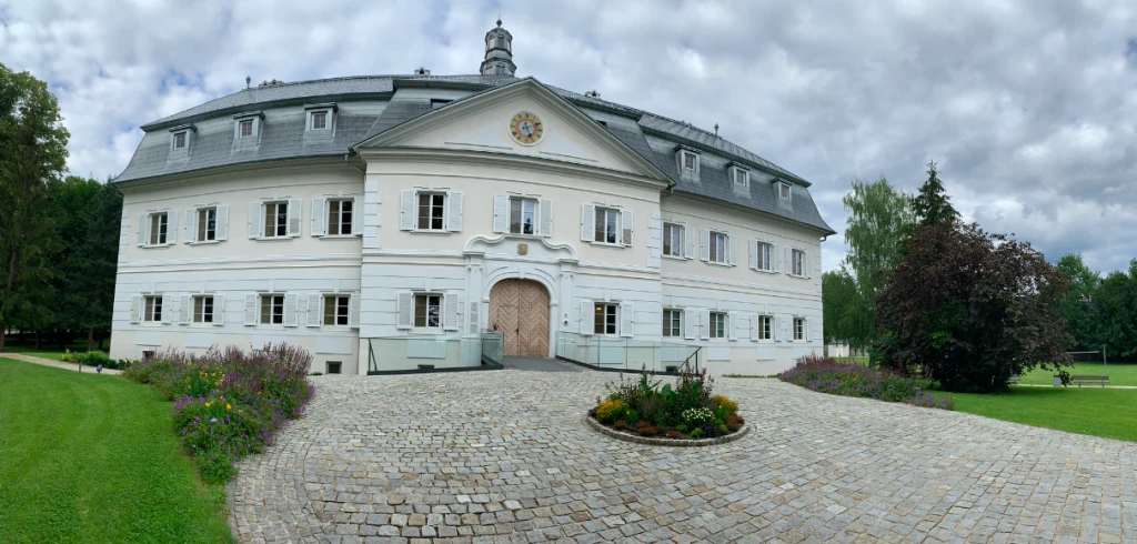 Nazrite do Château Gbeľany. Kaštieľ pri Žiline zmenený na hotel získal ocenenia doma i vo svete