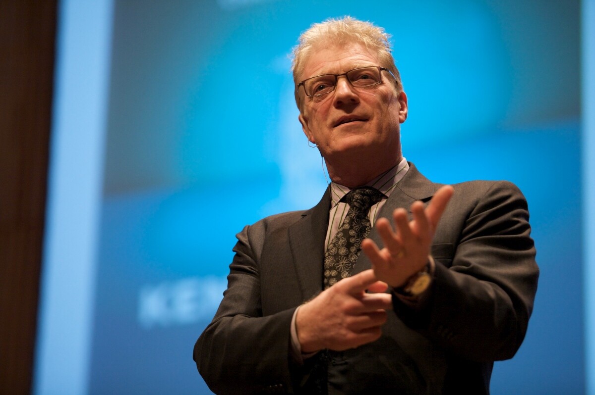 Legenda menom Ken Robinson. Jeho TED Talk bol najsledovanejším videom o vzdelávaní