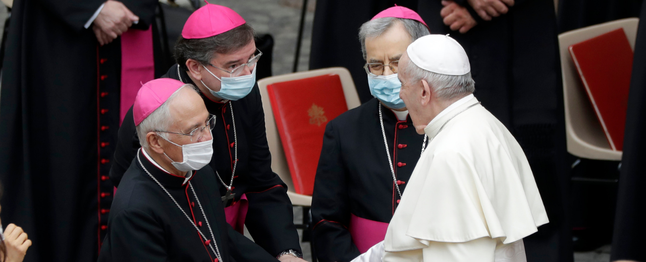 Koronakríza dopadla aj na Vatikán. Príjmy z turizmu klesli, pápež ohlásil uťahovanie opaskov