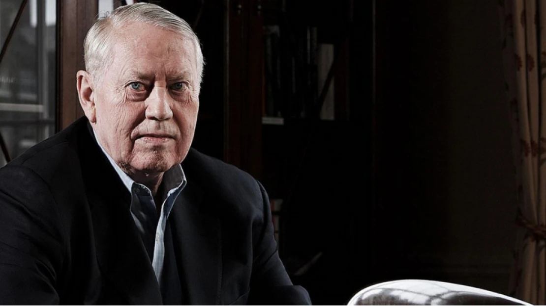 Miliardár, ktorý nebol. Chuck Feeney rozdal svoj majetok a povedal, že je šťastný