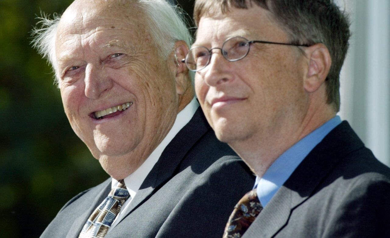 Zomrel otec Billa Gatesa. Svojho syna a jeho ženu Melindu inšpiroval k filantropii