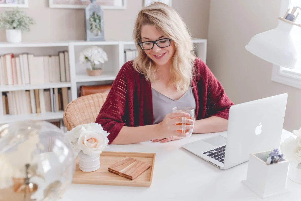 Expertka z Googlu radí, ako zvládnuť home office. Toto sú jej tipy