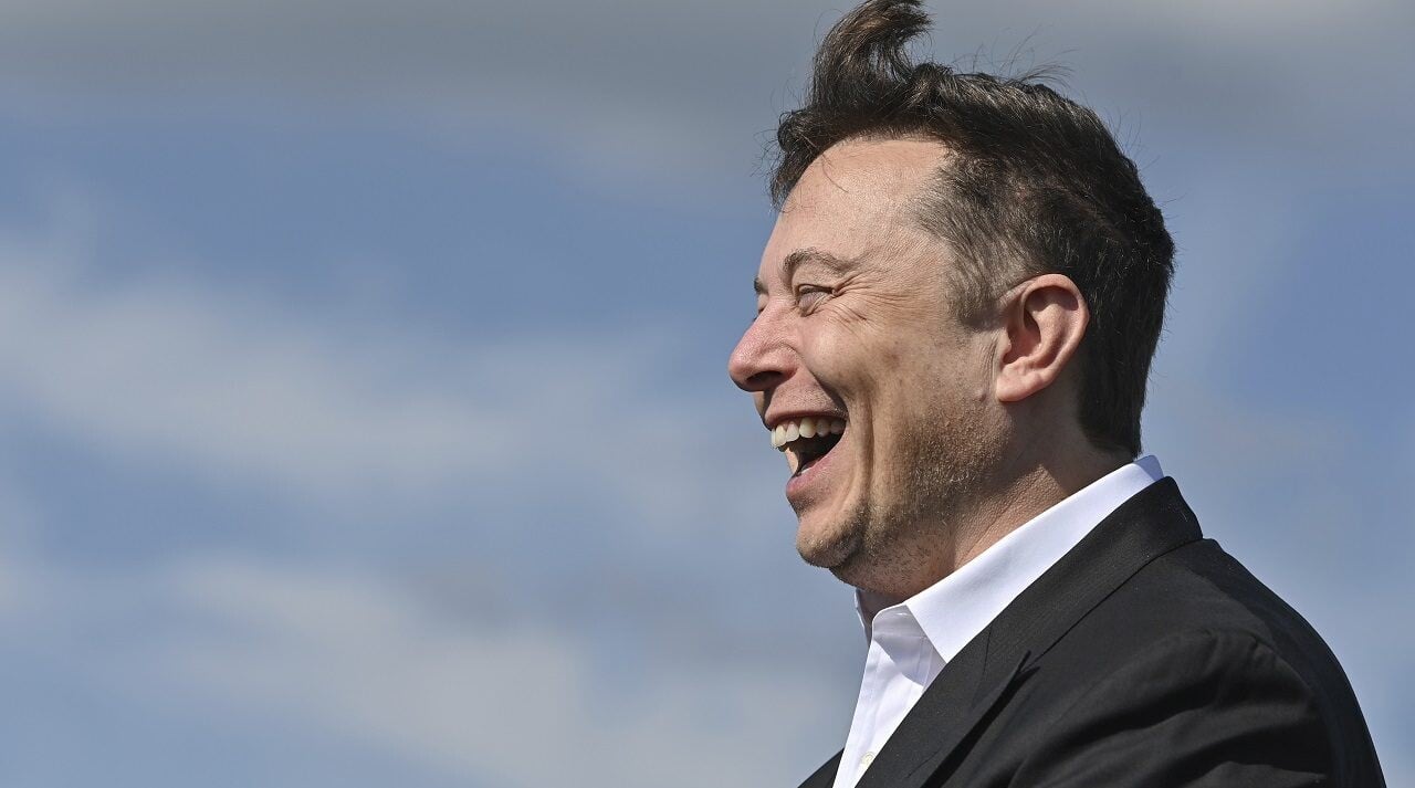 Musk spochybnil zmluvu s Hertzom. Po jeho tweete klesla hodnota akcií Tesly o 40 miliárd dolárov