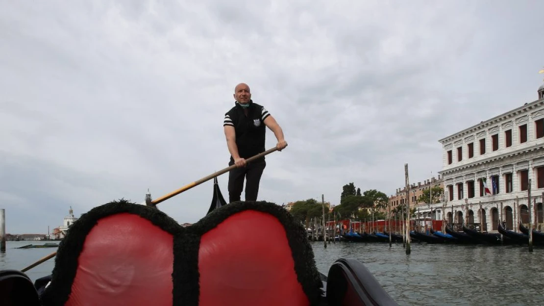 Prázdne námestia a žiadne tržby. Ktoré krajiny majú za sebou najhoršiu turistickú sezónu?