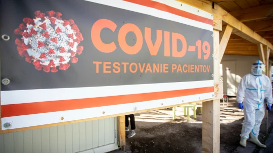 Viem sa otestovať z auta, aké potvrdenie mám nosiť pri sebe? Odpovede k celoplošnému testovaniu