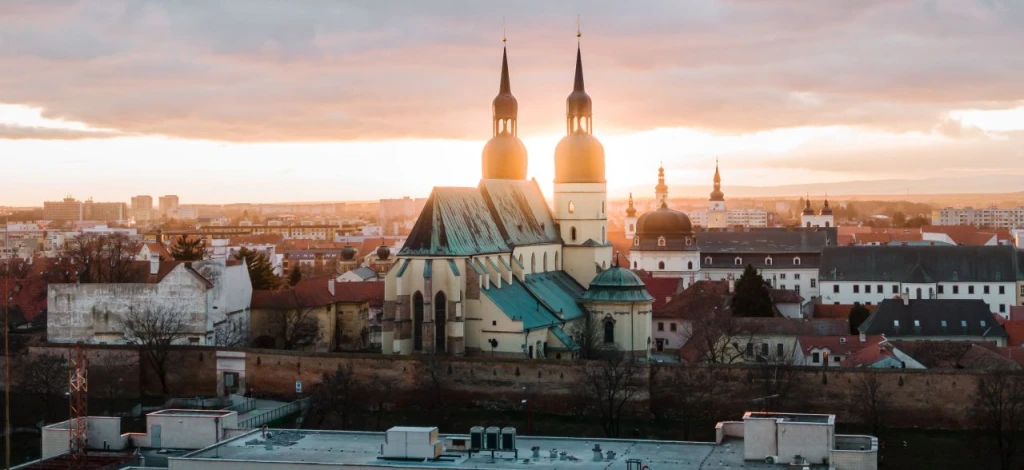 Bývanie opäť zdraželo. Výnimkou je len Trnavský kraj, ktorý spadol do mínusu