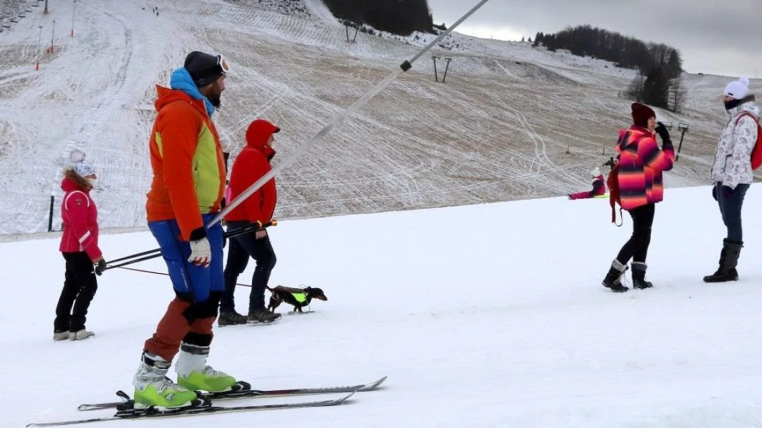 Nemocnice kolabujú, vláda šliape na brzdu: Tieto obmedzenia nás čakajú od 1. januára