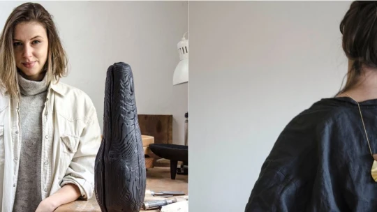 Drevo bolo pre ňu láskou na prvý dotyk. Vo svojich výtvoroch vyzdvihuje nedokonalosti