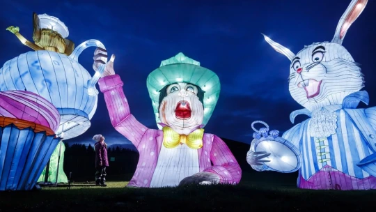 Vstávajte ako miliardár: Pozrite si päť ranných zvykov úspešných ľudí