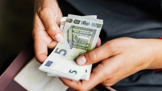 Vianočné dôchodky už v máji? Minister financií ich chce vyplatiť čo najskôr