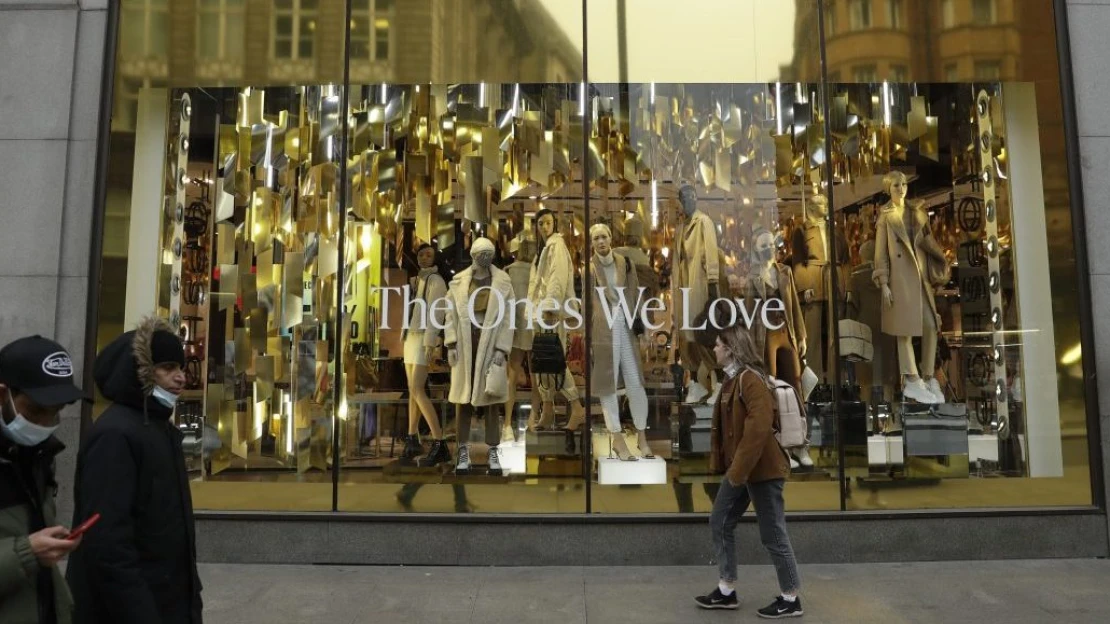 Britský módny reťazec Arcadia mieri do bankrotu. Podarí sa zachrániť aspoň Topshop?