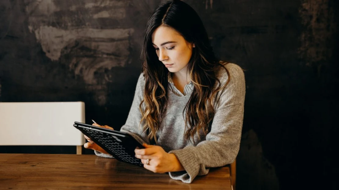 Rada číslo 26: Skončím s multitaskingom. Lepšie sústredenie mi ušetrí hodiny práce