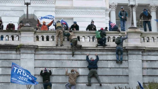 Kongres Trumpa nepodržal. Dosluhujúci prezident: 20. januára bude riadne odovzdaná moc