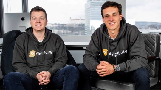 Slovenský startup Simplicity získal investíciu 7 miliónov eur. S aplikáciou mieri do USA