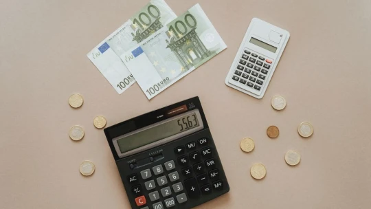Zmiernia sa podmienky odkladu platenia dane. Bude dostupnejšia aj Prvá pomoc od štátu
