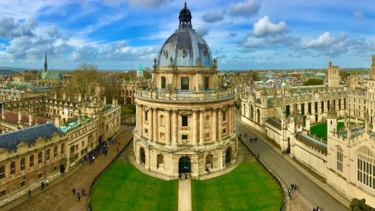 Študenti na (nových) cestách: Cambridge či Oxford strácajú po brexite čaro